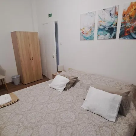 Gæstehus Ikon Vendeghaz 3*