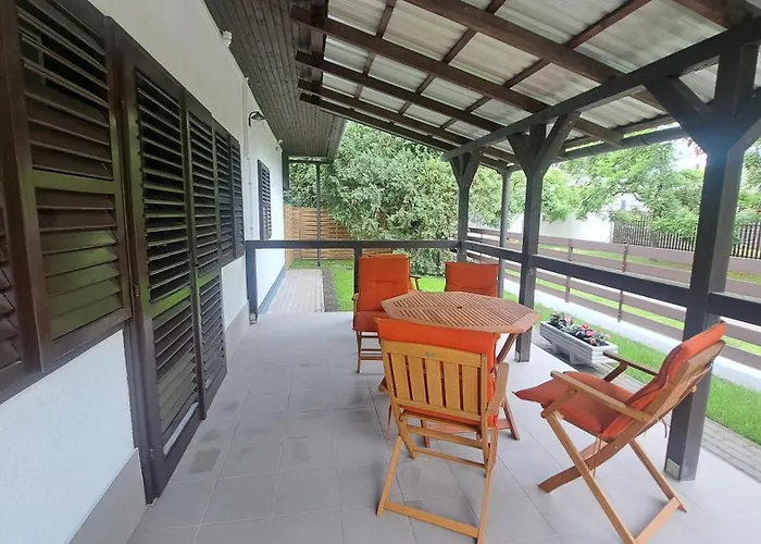 بيت ضيافة Ikon Vendeghaz 3*