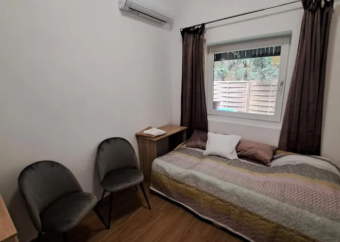 Ikon Vendeghaz شيوفوك